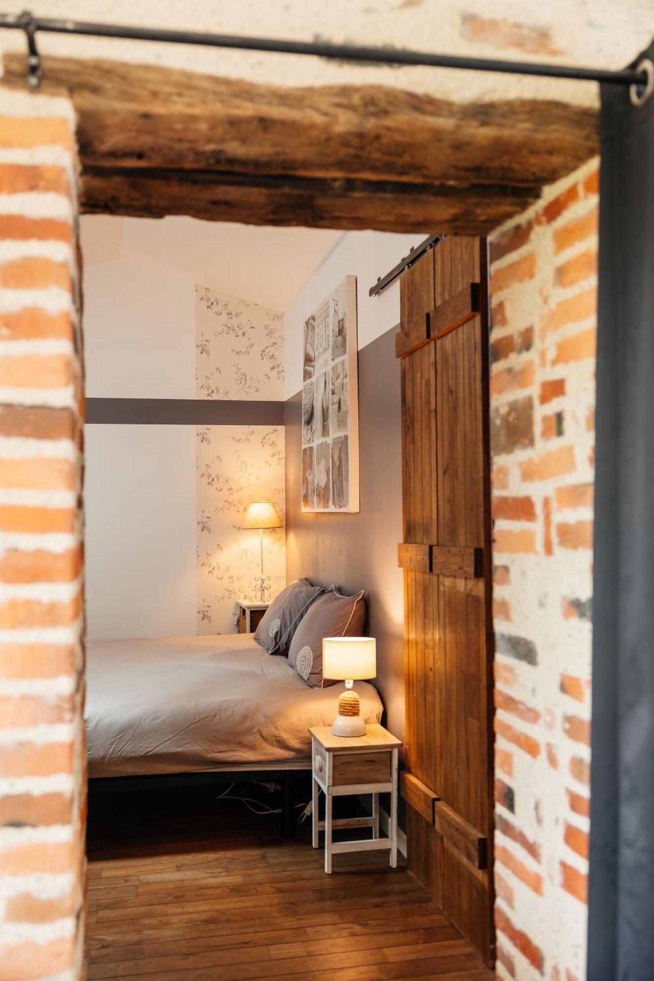 Vila Le Logis Du Prieure Les Châtelliers-Châteaumur Exteriér fotografie